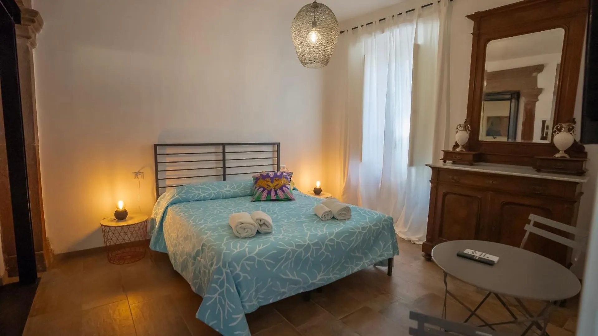 Daire Sardinian Gallery Domus Bosa